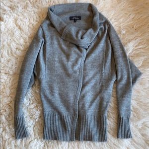 EUC Robert Rodriguez super soft sweater